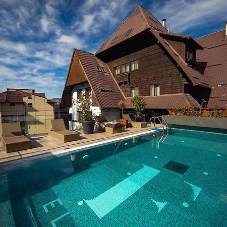 Elexus Boutique Hotel Predeal Buitenkant foto