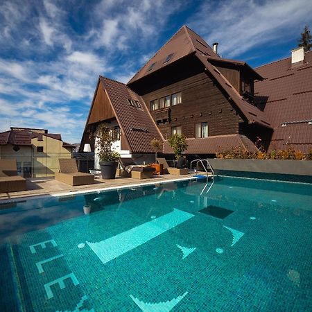 Elexus Boutique Hotel Predeal Buitenkant foto