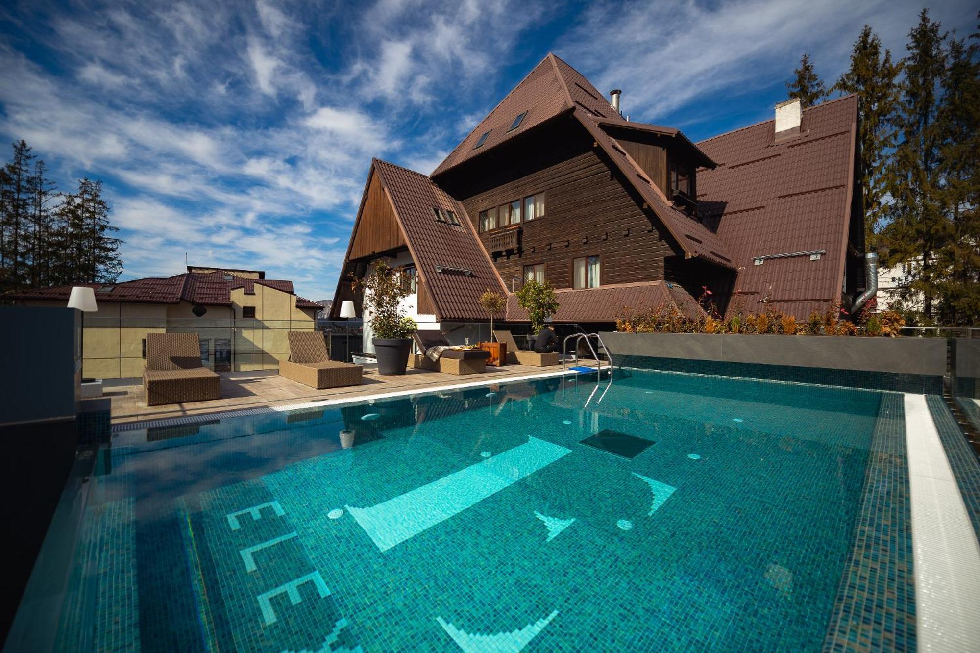 Elexus Boutique Hotel Predeal Buitenkant foto